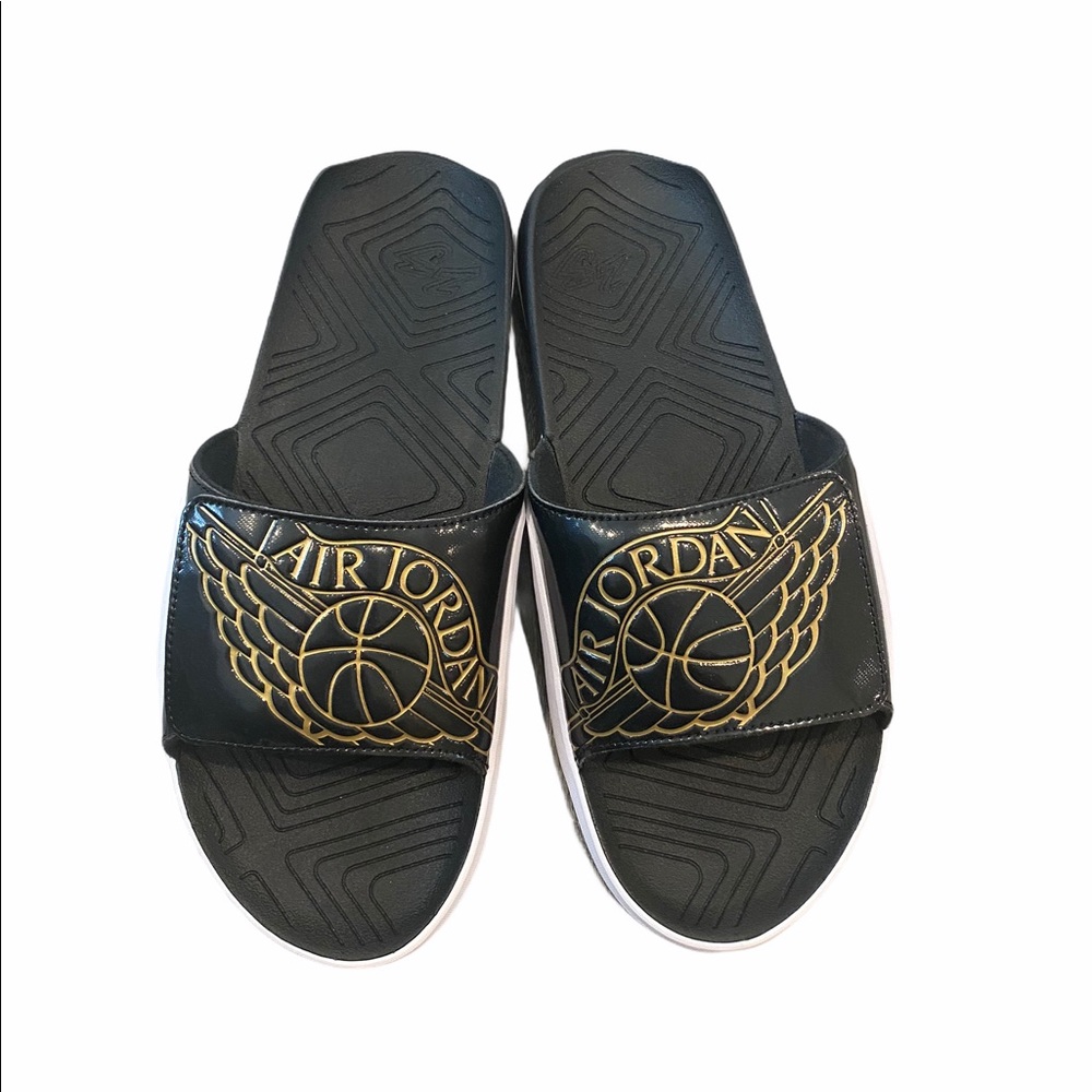 NWT Jordan Hydro 7 Slides